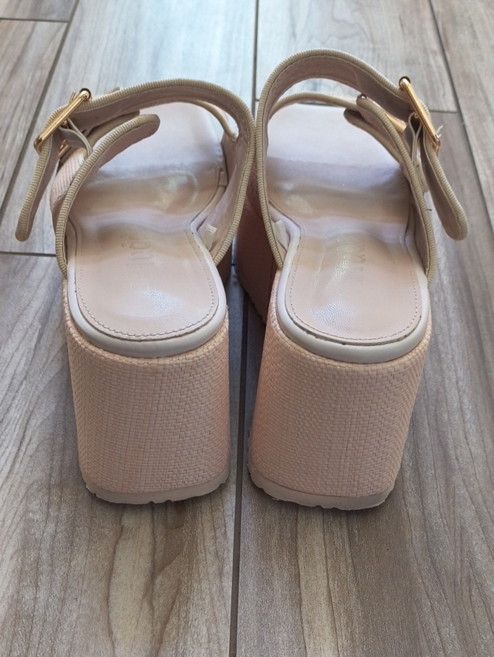 Wedge Platform Slides ✨ - Picture 7 of 8